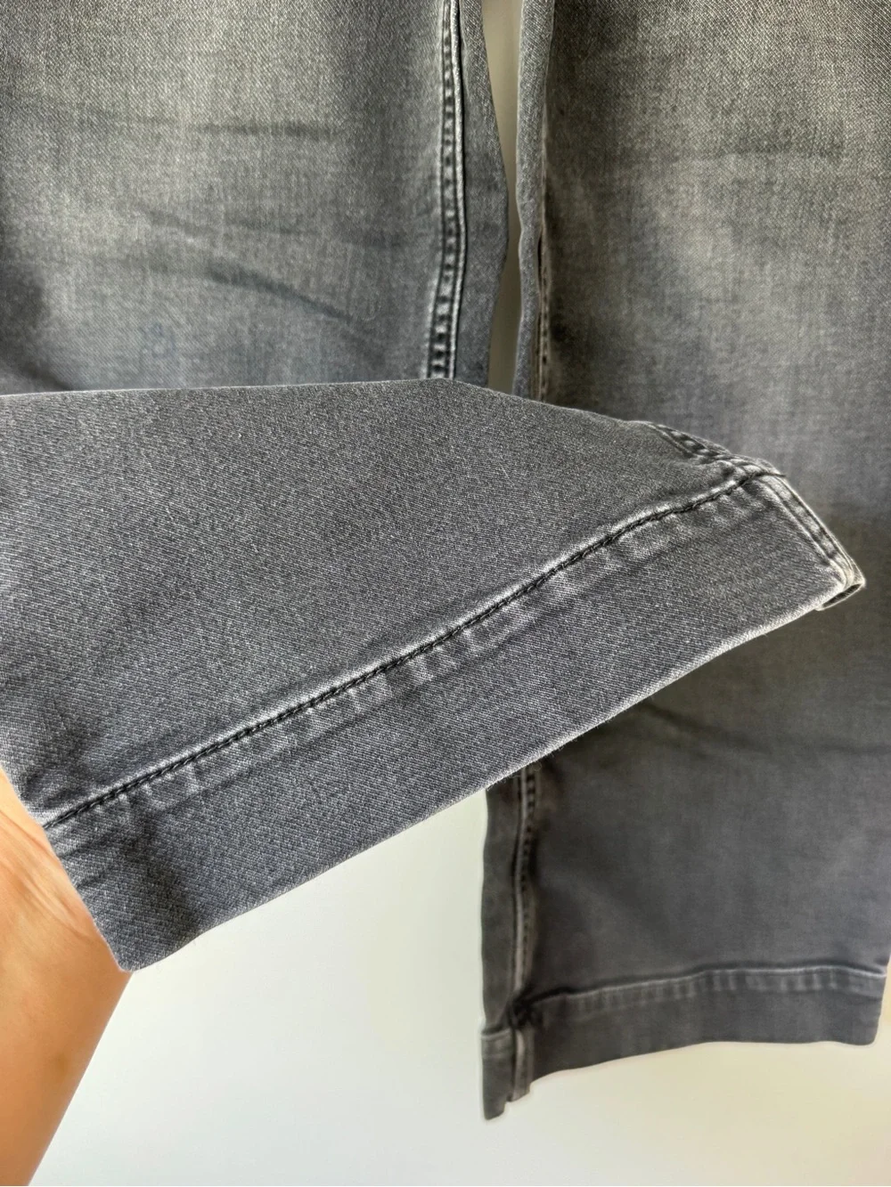 GAP Girls Relaxed Wide-Leg Drawstring Jeans in Charcoal